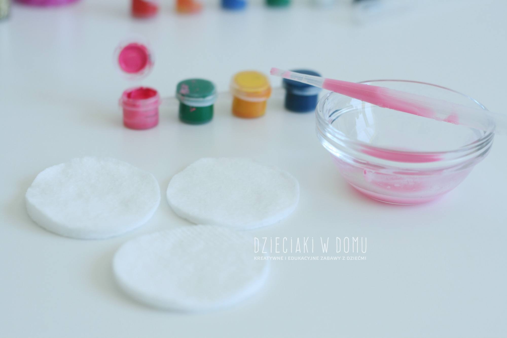 lody z płatków kosmetycznych - praca plastyczna dla dzieci