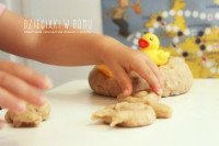cynamonowo - waniliowa ciastolina - zabawa dla dzieci