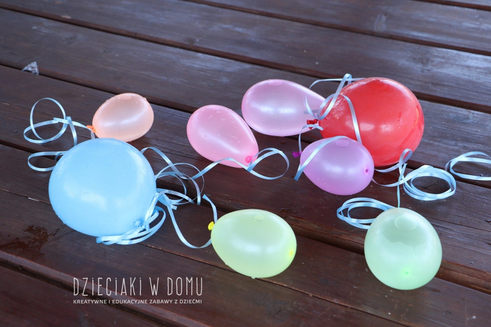 zabawa balonami na wode